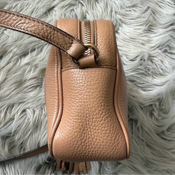 GUCCI Pebbled Calfskin Small Soho Disco Bag - Picture 8 of 16